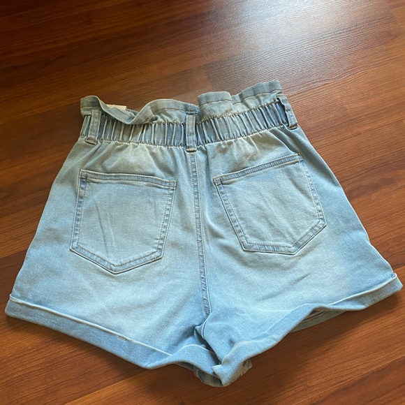 High rise jean shorts - Picture 4 of 5